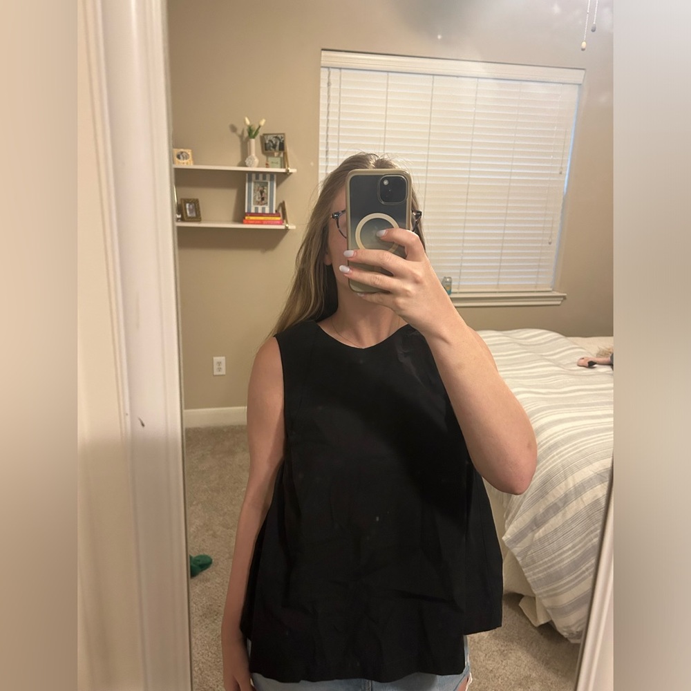 Size Small, black open back top